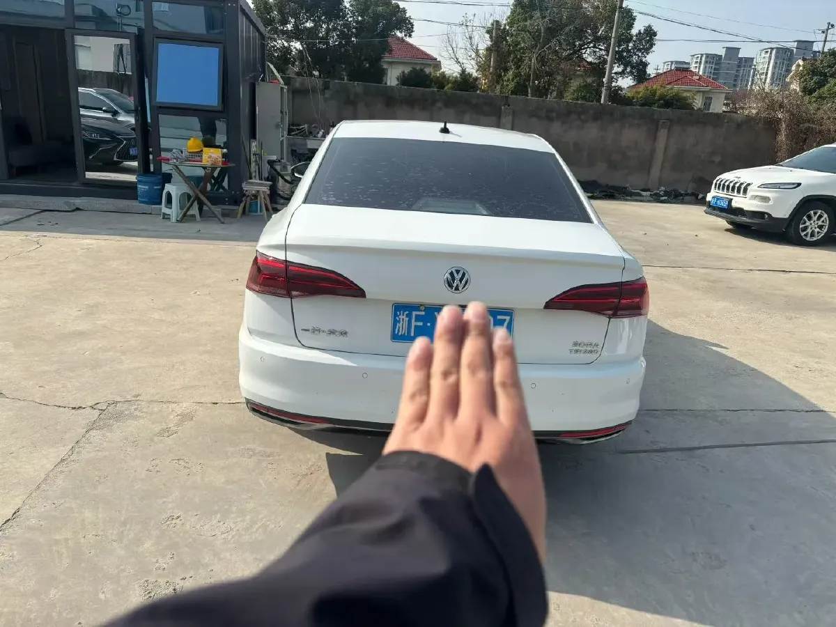 2019 Roewe RX5 MAX 2.0T 231HP L4 6DCT,autocango,china used car exporter,china ev exporter,chinese used car exporter,chinese used ev exporter