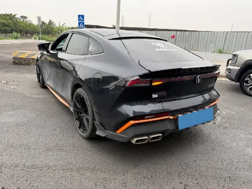 2024 ChangAn UNI-V 1.5T 188HP L4 7DCT,autocango,china used car exporter,china ev exporter,chinese used car exporter,chinese used ev exporter
