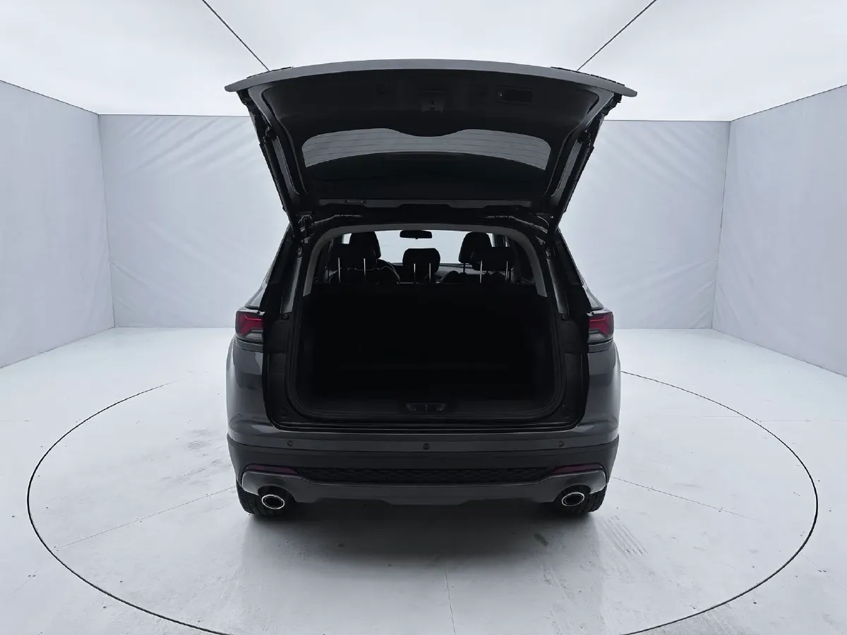 2022 ChangAn CS35 Plus 1.4T 160HP L4 7DCT,autocango,china used car exporter,china ev exporter,chinese used car exporter,chinese used ev exporter