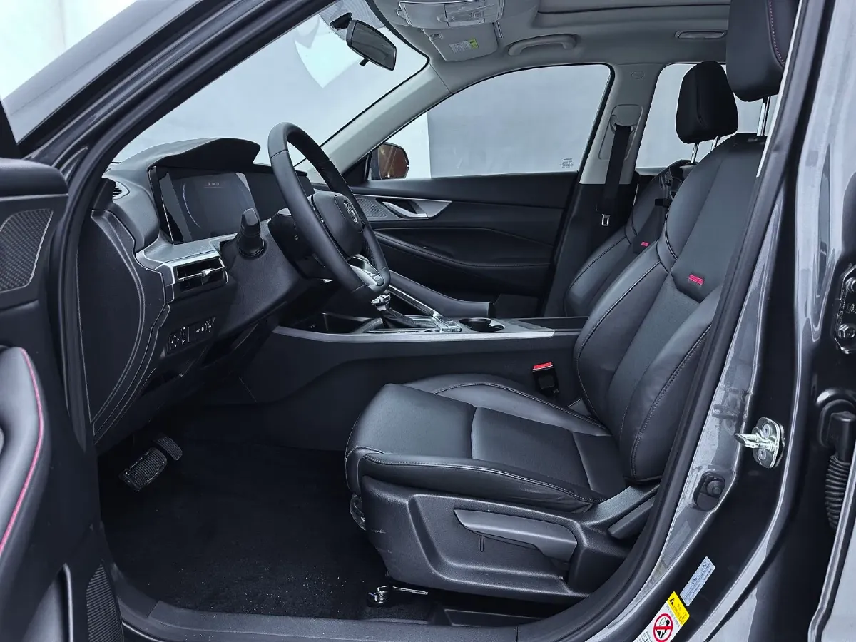 2022 ChangAn CS35 Plus 1.4T 160HP L4 7DCT,autocango,china used car exporter,china ev exporter,chinese used car exporter,chinese used ev exporter