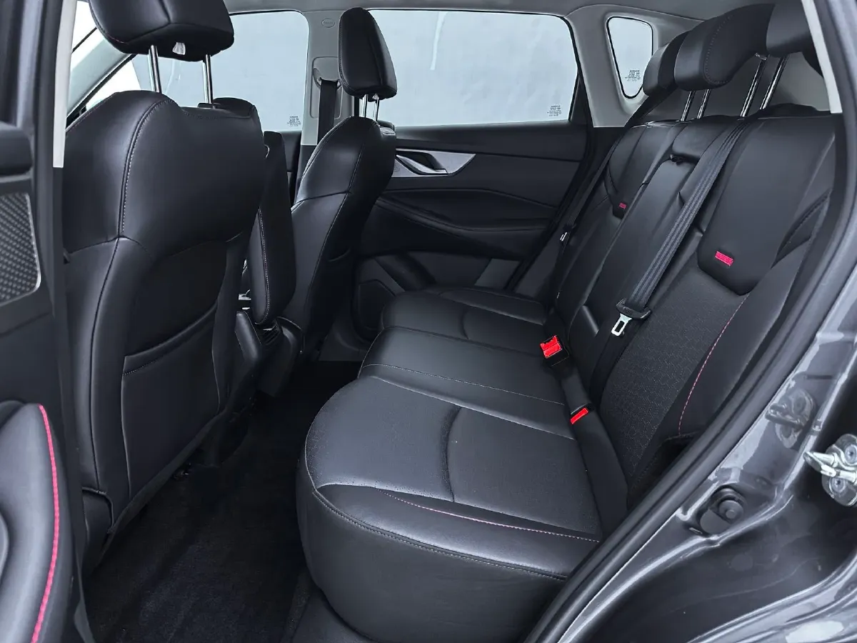 2022 ChangAn CS35 Plus 1.4T 160HP L4 7DCT,autocango,china used car exporter,china ev exporter,chinese used car exporter,chinese used ev exporter