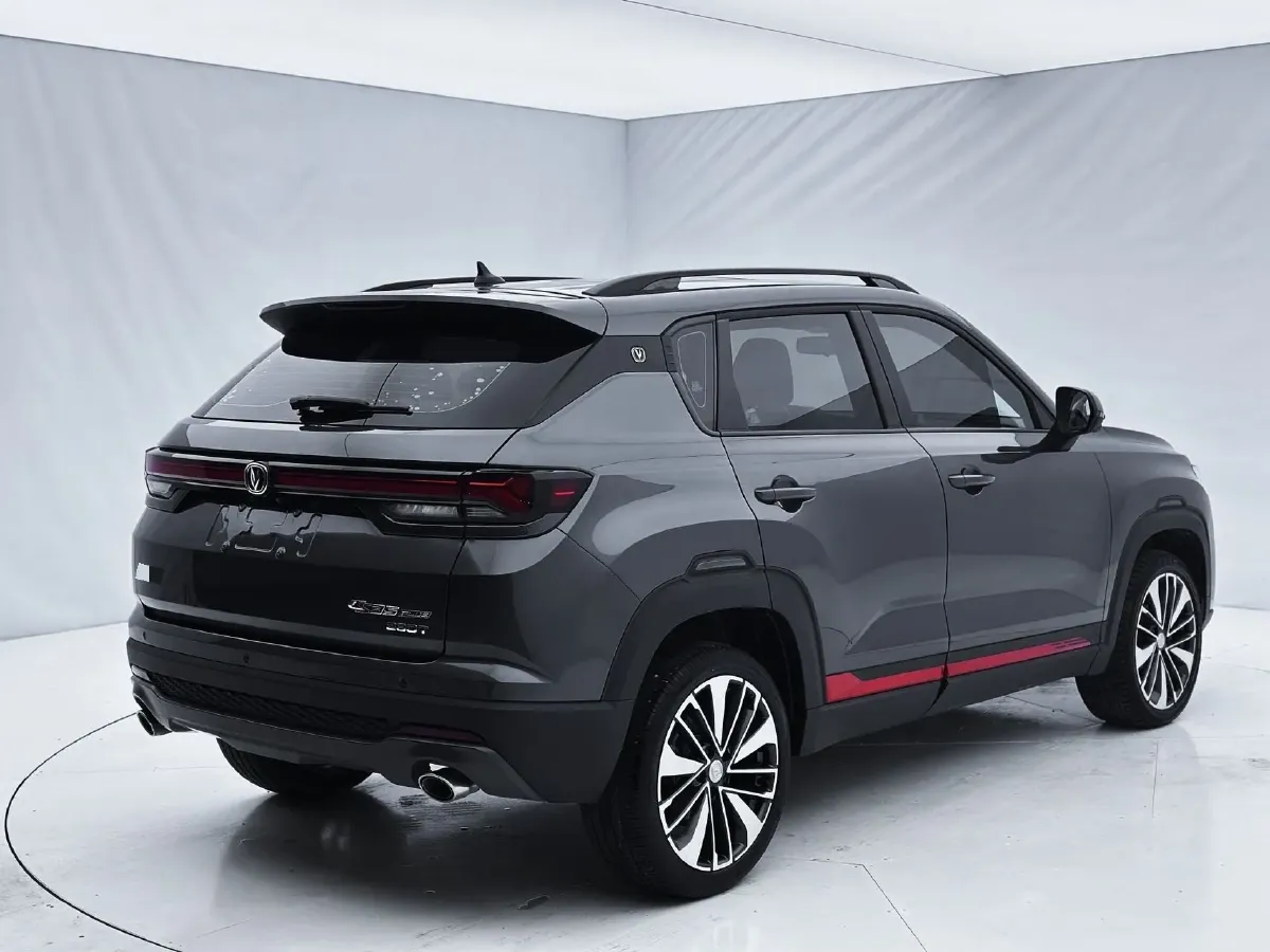 2022 ChangAn CS35 Plus 1.4T 160HP L4 7DCT,autocango,china used car exporter,china ev exporter,chinese used car exporter,chinese used ev exporter