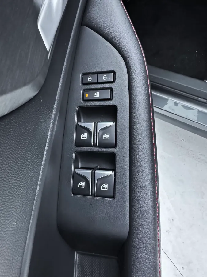 2022 ChangAn CS35 Plus 1.4T 160HP L4 7DCT,autocango,china used car exporter,china ev exporter,chinese used car exporter,chinese used ev exporter