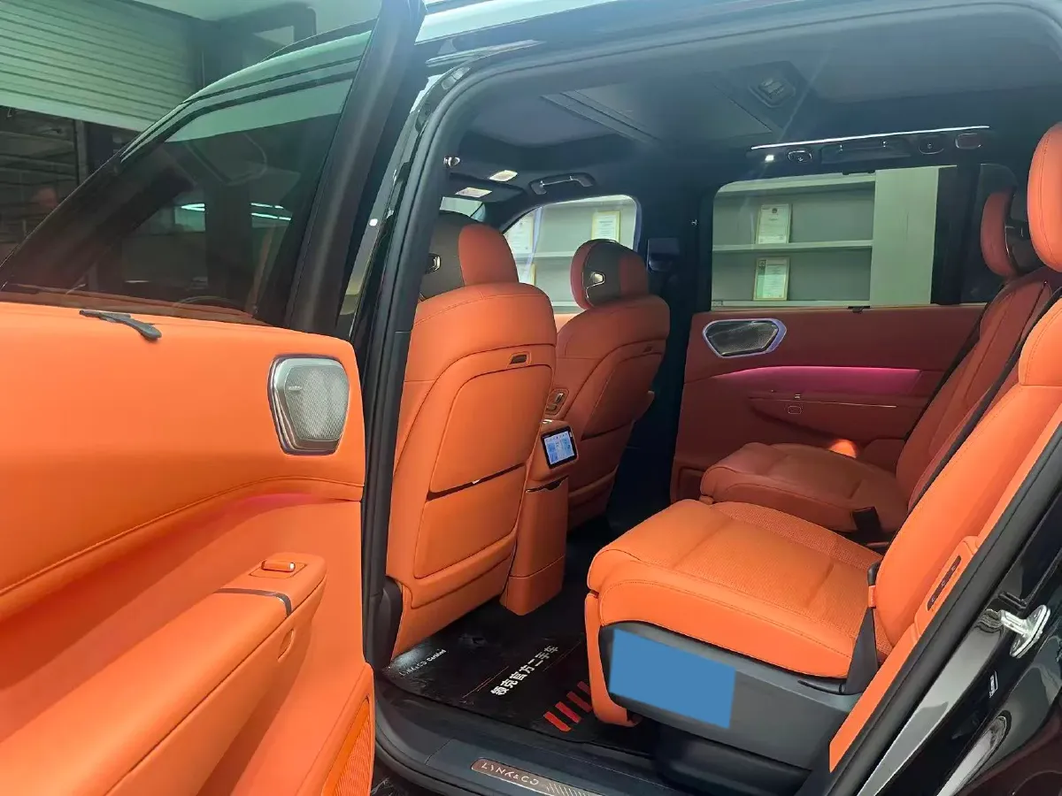 2025 LYNK&CO 900 1.5T 190HP L4 3DHT PHEV 43.3KWH,autocango,china used car exporter,china ev exporter,chinese used car exporter,chinese used ev exporter