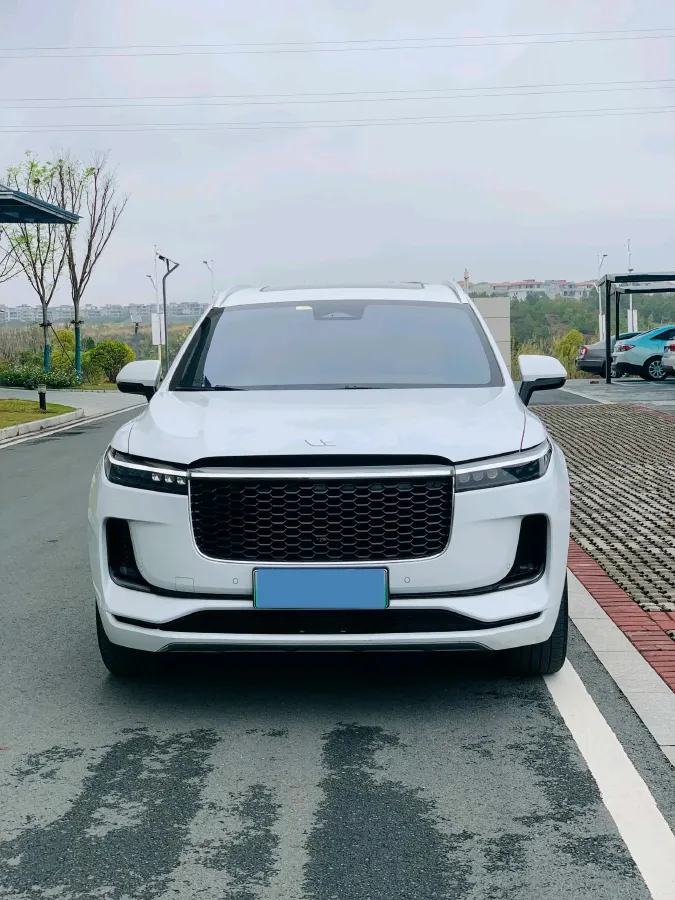 2021 Li ONE Range Extended 131HP REEV 40.5KWH,autocango,china used car exporter,china ev exporter,chinese used car exporter,chinese used ev exporter