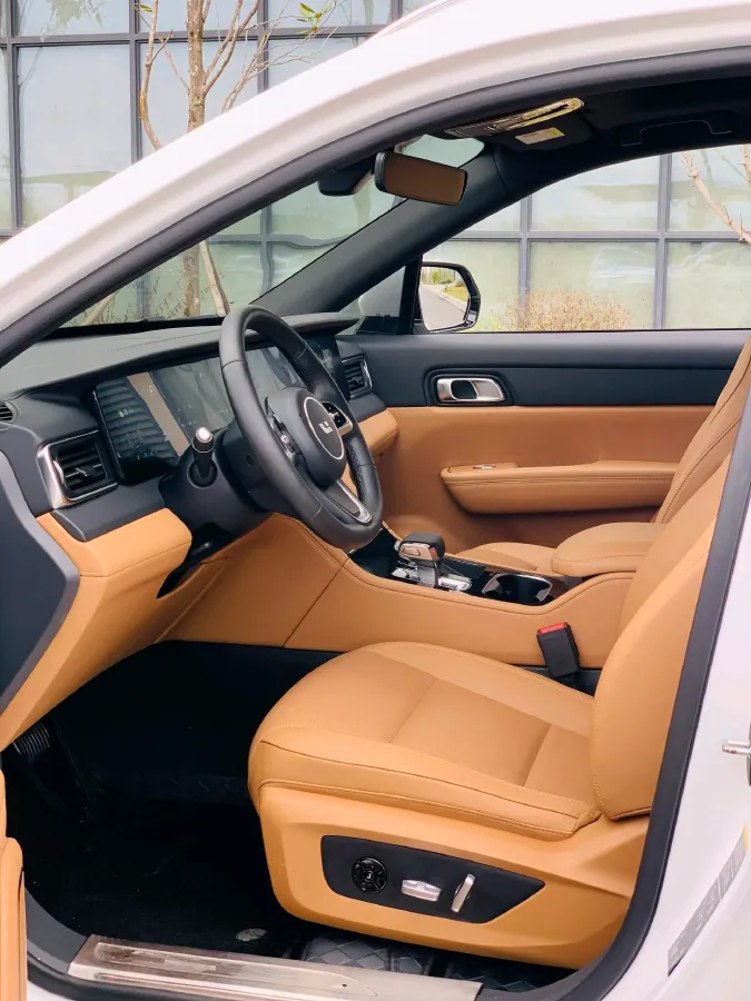 2021 Li ONE Range Extended 131HP REEV 40.5KWH,autocango,china used car exporter,china ev exporter,chinese used car exporter,chinese used ev exporter