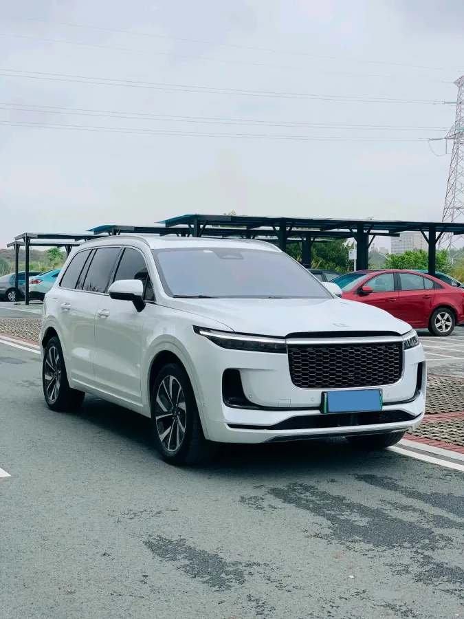 2021 Li ONE Range Extended 131HP REEV 40.5KWH,autocango,china used car exporter,china ev exporter,chinese used car exporter,chinese used ev exporter