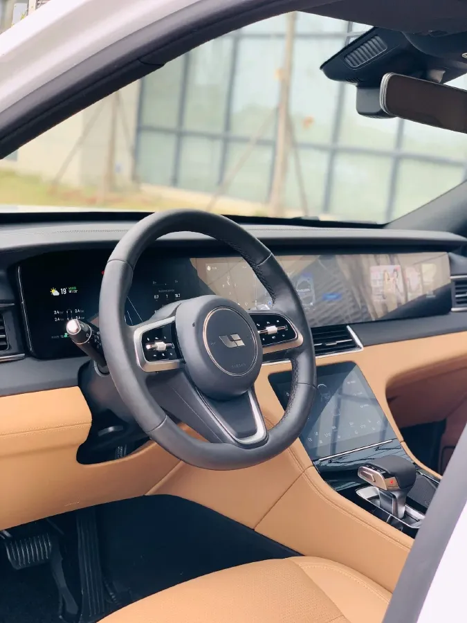 2021 Li ONE Range Extended 131HP REEV 40.5KWH,autocango,china used car exporter,china ev exporter,chinese used car exporter,chinese used ev exporter