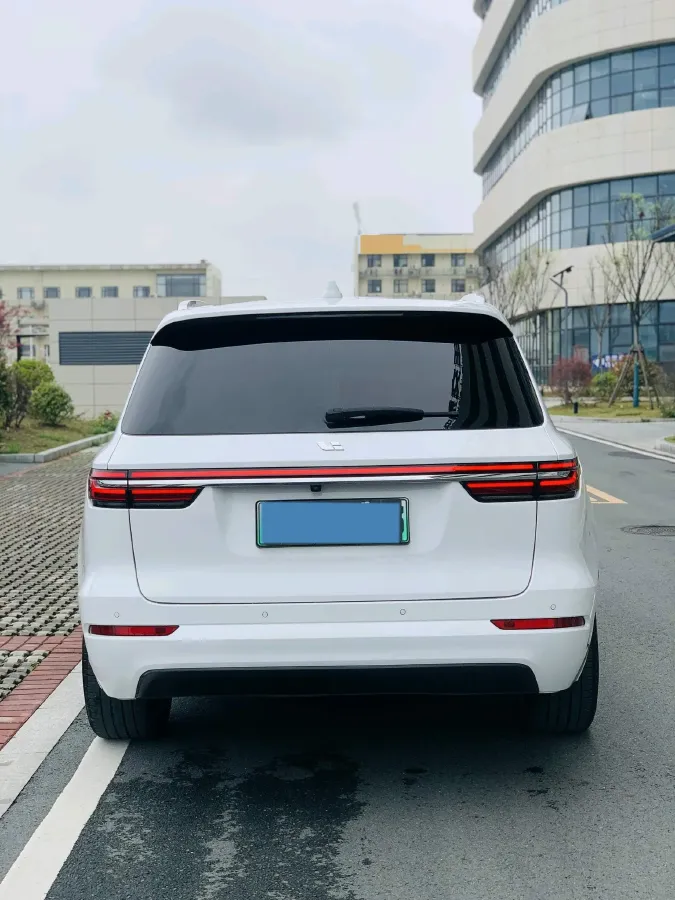2021 Li ONE Range Extended 131HP REEV 40.5KWH,autocango,china used car exporter,china ev exporter,chinese used car exporter,chinese used ev exporter