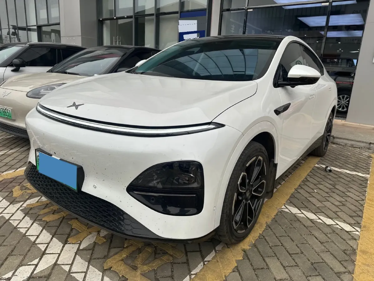 2025 Xpeng G6 BEV 68.5KWH,autocango,china used car exporter,china ev exporter,chinese used car exporter,chinese used ev exporter