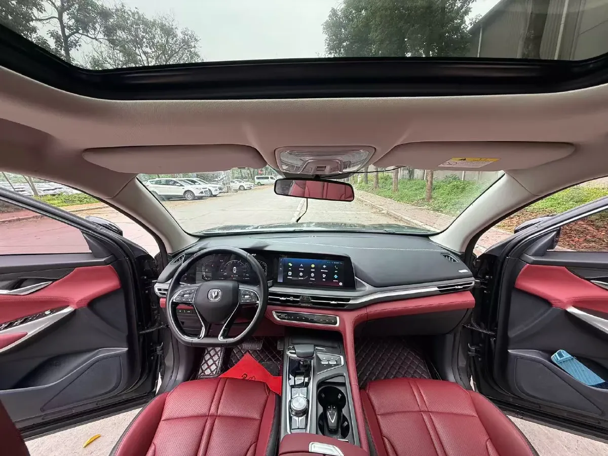 2021 ChangAn CS75 Plus 2.0T 233HP L4 8AT,autocango,china used car exporter,china ev exporter,chinese used car exporter,chinese used ev exporter