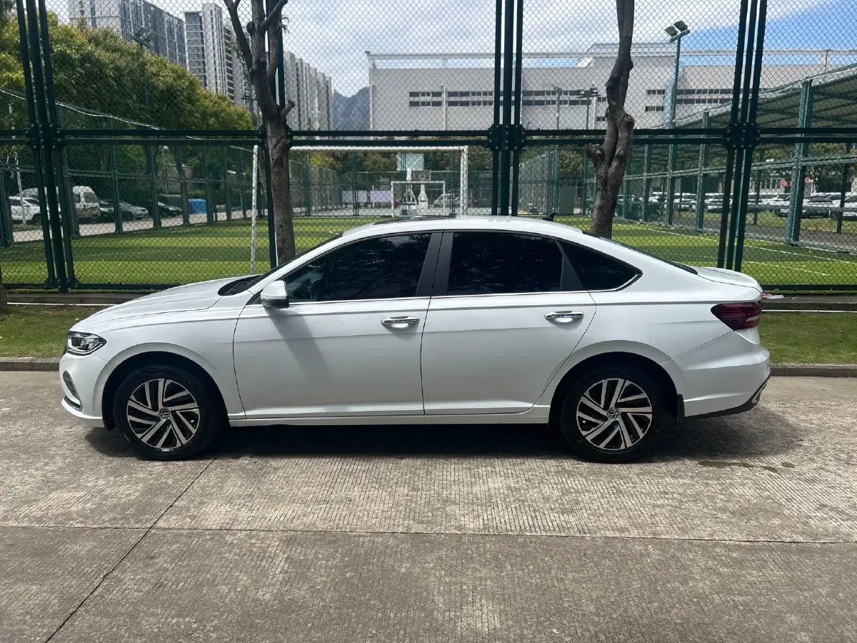 2023 Volkswagen Lavida 1.5T 160HP L4 7DCT,autocango,china used car exporter,china ev exporter,chinese used car exporter,chinese used ev exporter