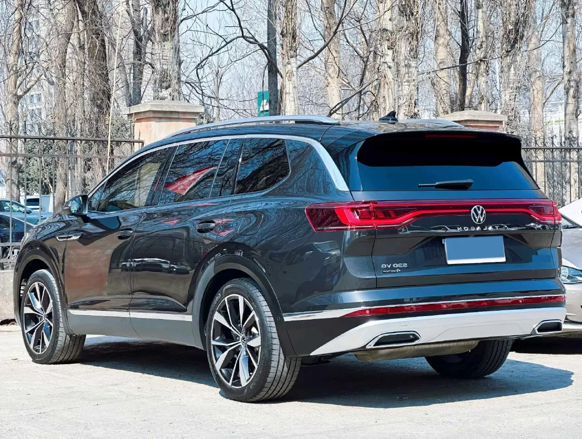 2022 Volkswagen Talagon 2.5T 299HP V6 7DCT,autocango,china used car exporter,china ev exporter,chinese used car exporter,chinese used ev exporter