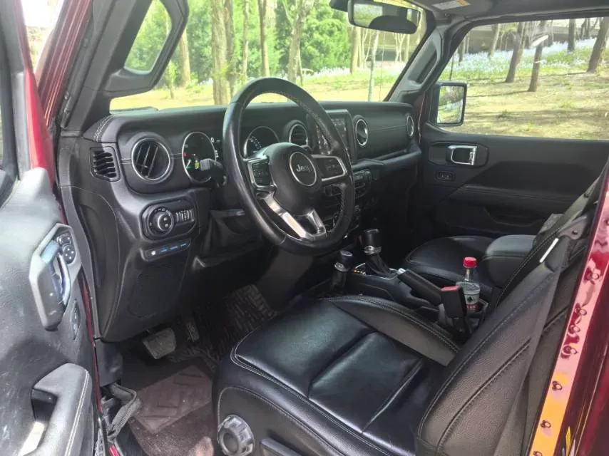 2021 Jeep Wrangler 2.0T 266HP L4 8AT PHEV 17KWH,autocango,china used car exporter,china ev exporter,chinese used car exporter,chinese used ev exporter