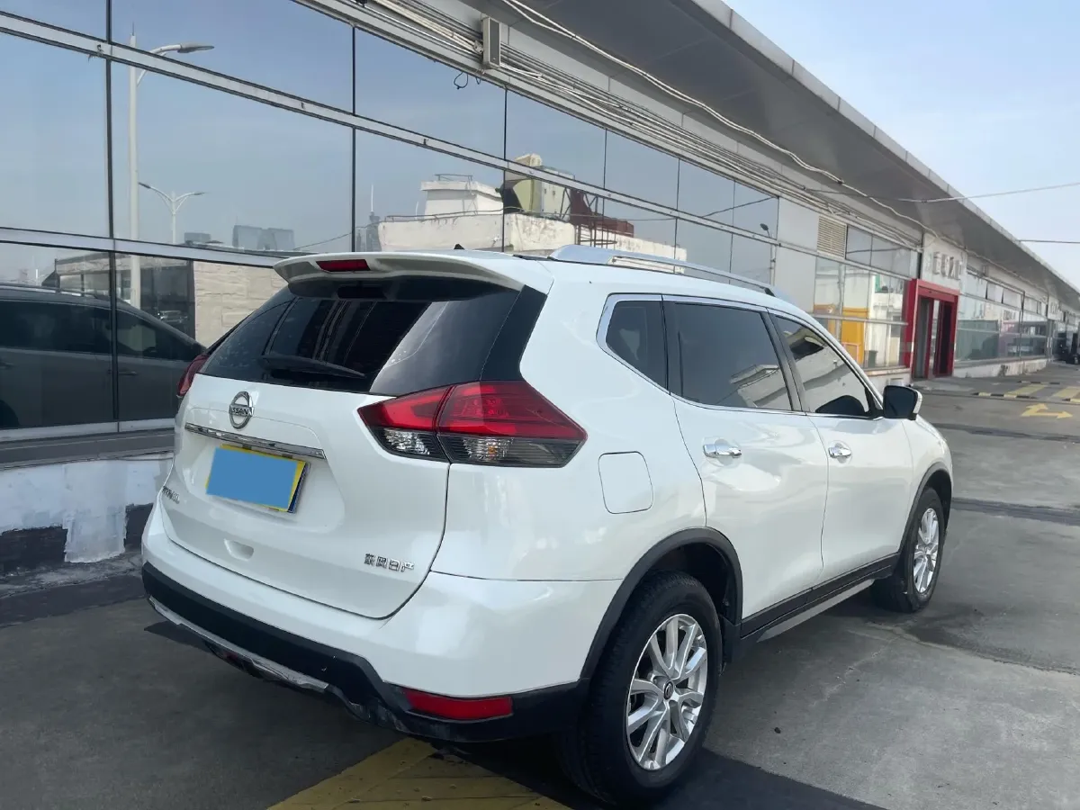 2021 Nissan X-Trail 2.0L 151HP L4 CVT,autocango,china used car exporter,china ev exporter,chinese used car exporter,chinese used ev exporter