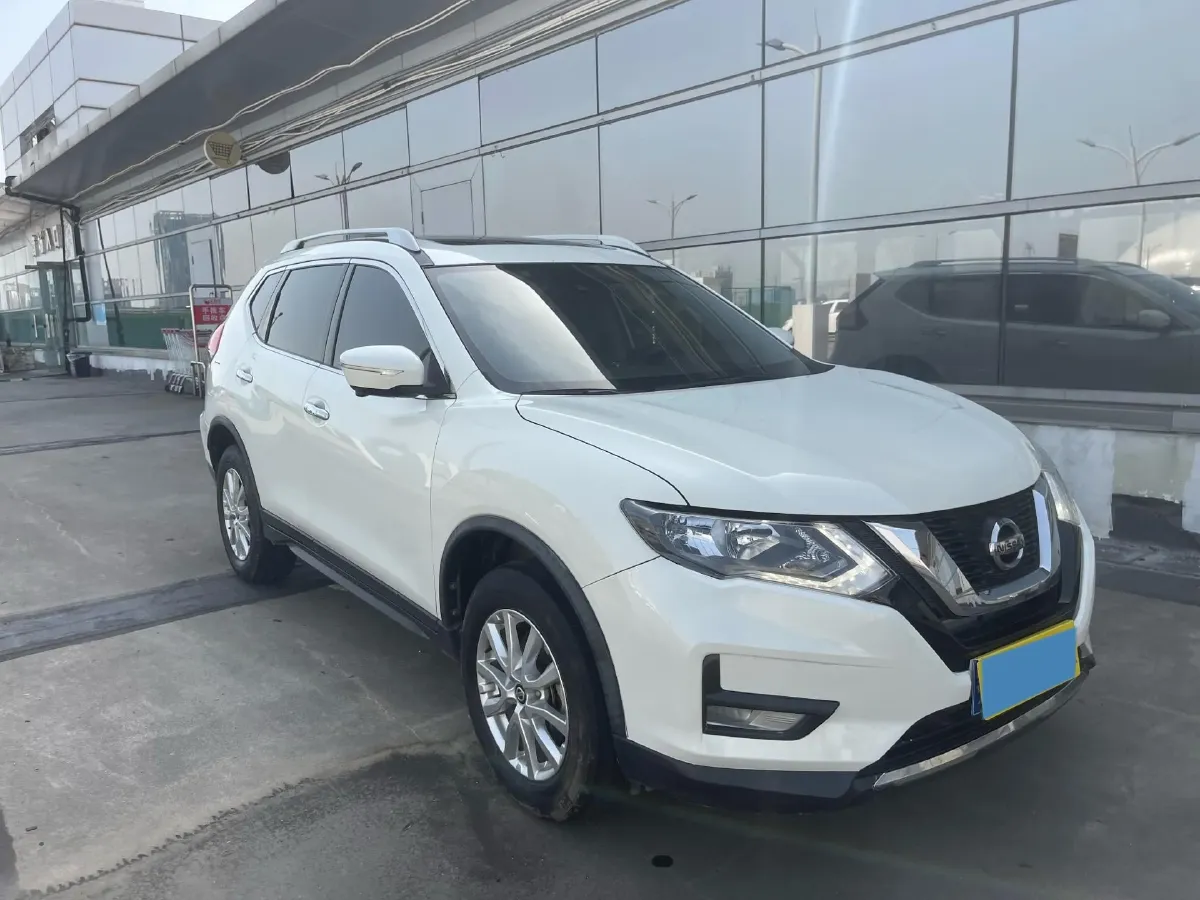 2021 Nissan X-Trail 2.0L 151HP L4 CVT,autocango,china used car exporter,china ev exporter,chinese used car exporter,chinese used ev exporter