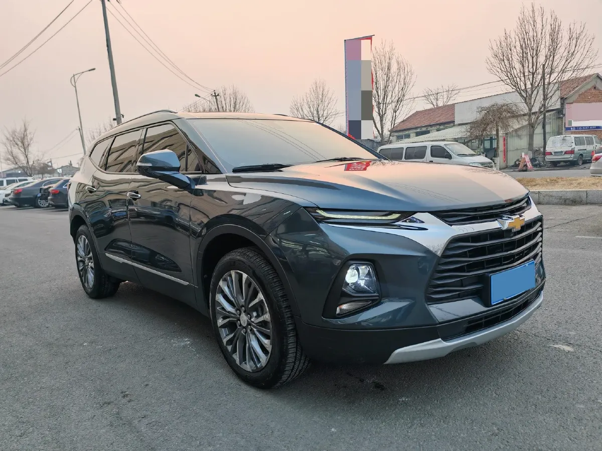 2020 Chevrolet Blazer 2.0T 237HP L4 9AT,autocango,china used car exporter,china ev exporter,chinese used car exporter,chinese used ev exporter