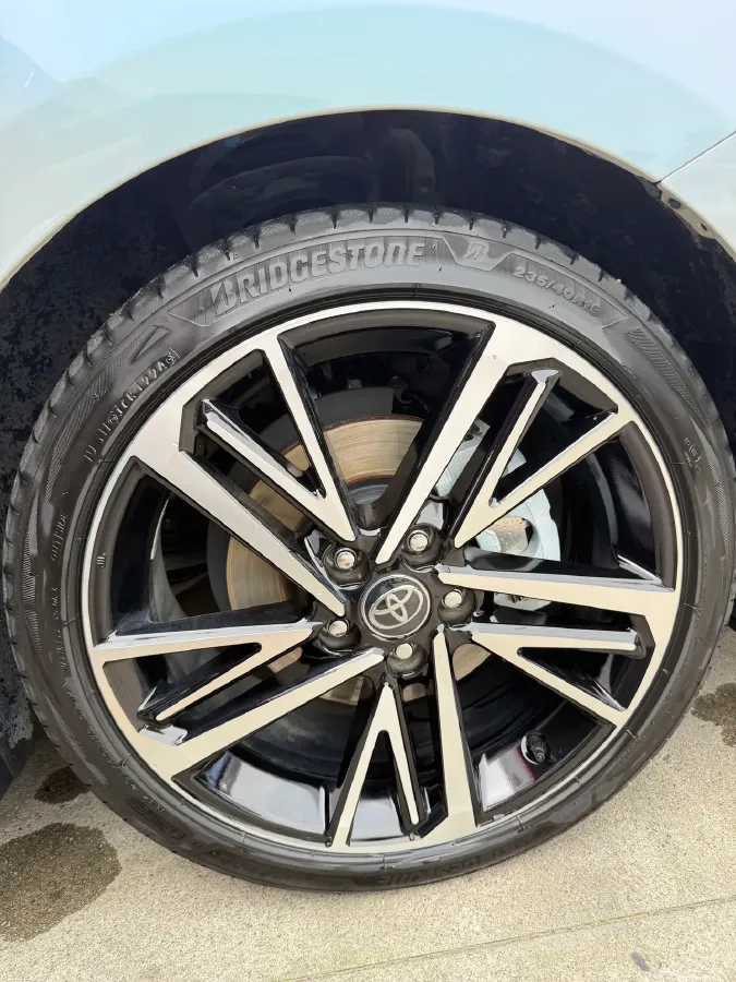 2024 Toyota Camry 2.0L 152HP L4 E-CVT Hybrid,autocango,china used car exporter,china ev exporter,chinese used car exporter,chinese used ev exporter