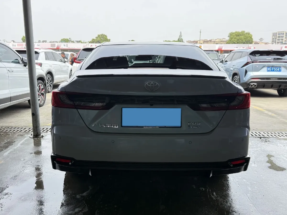 2024 Toyota Camry 2.0L 152HP L4 E-CVT Hybrid,autocango,china used car exporter,china ev exporter,chinese used car exporter,chinese used ev exporter