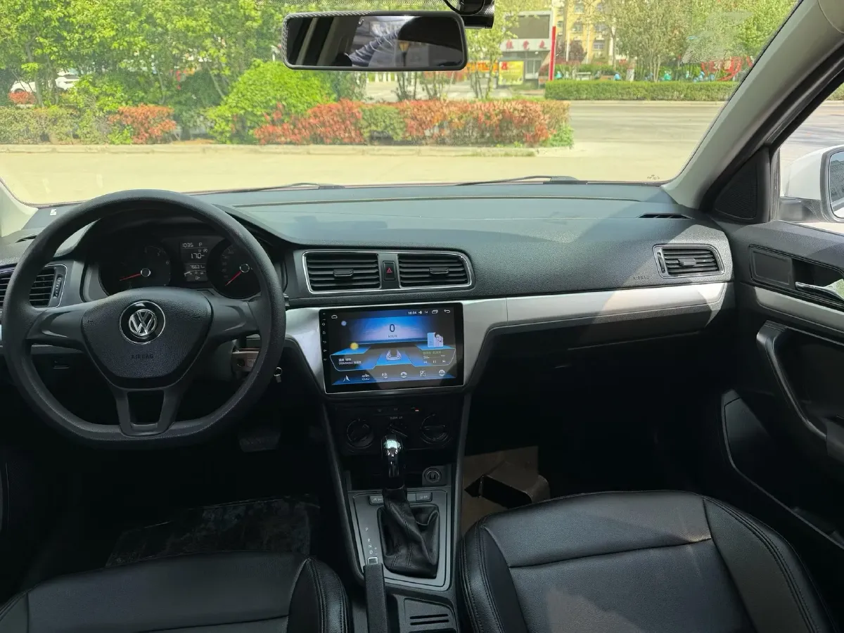 2019 Volkswagen T-Cross 1.5L 113HP L4 6AT,autocango,china used car exporter,china ev exporter,chinese used car exporter,chinese used ev exporter