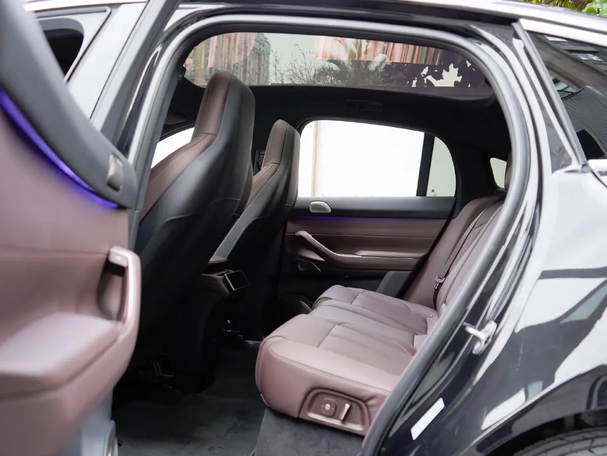 2024 NIO EC7 BEV 75KWH,autocango,china used car exporter,china ev exporter,chinese used car exporter,chinese used ev exporter