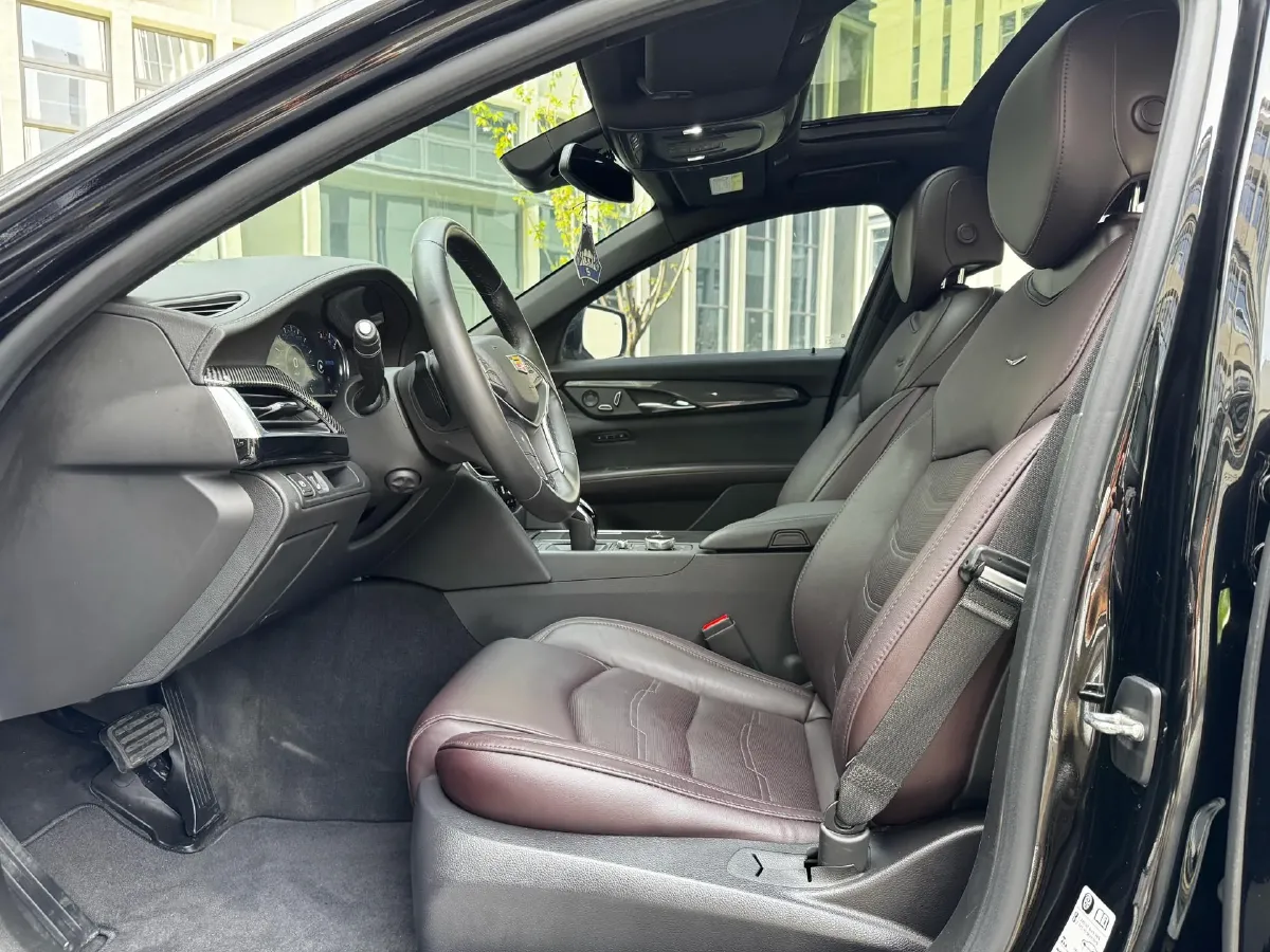 2022 Cadillac CT6 2.0T 237HP L4 10AT,autocango,china used car exporter,china ev exporter,chinese used car exporter,chinese used ev exporter