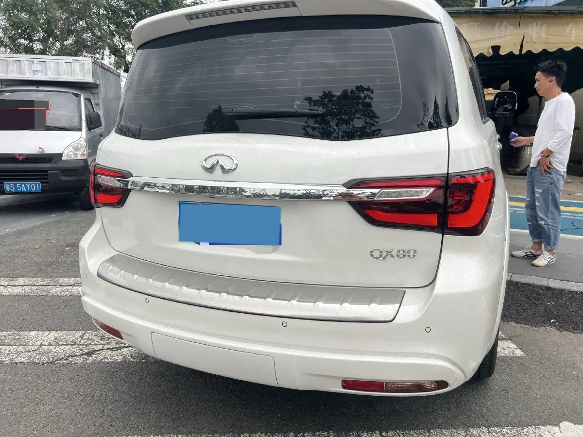 2016 Infiniti QX80 5.6L 398HP V8 7AT,autocango,china used car exporter,china ev exporter,chinese used car exporter,chinese used ev exporter
