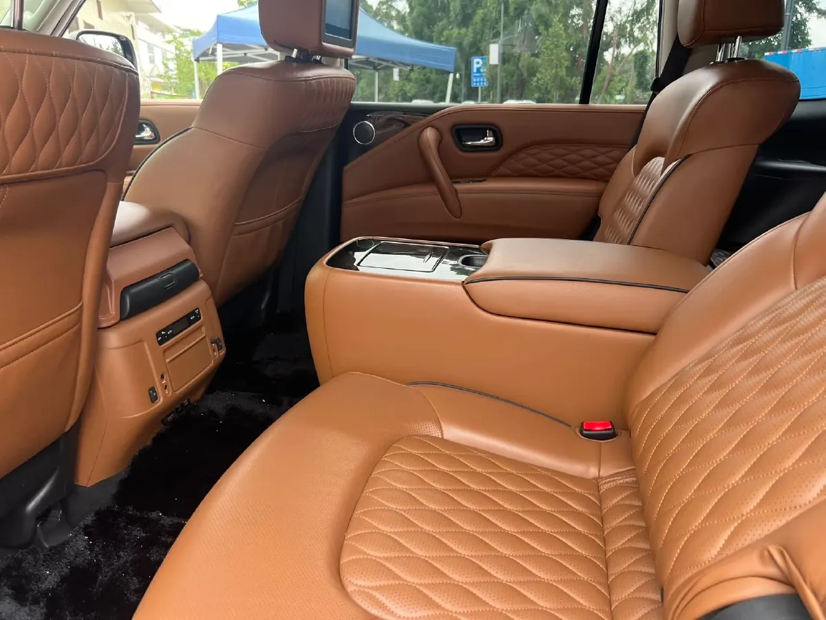 2016 Infiniti QX80 5.6L 398HP V8 7AT,autocango,china used car exporter,china ev exporter,chinese used car exporter,chinese used ev exporter