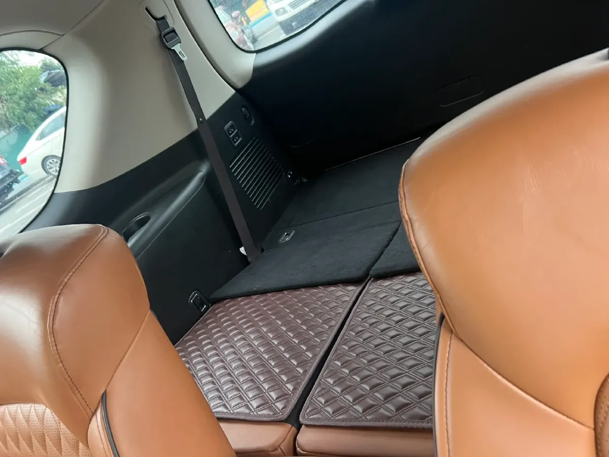 2016 Infiniti QX80 5.6L 398HP V8 7AT,autocango,china used car exporter,china ev exporter,chinese used car exporter,chinese used ev exporter