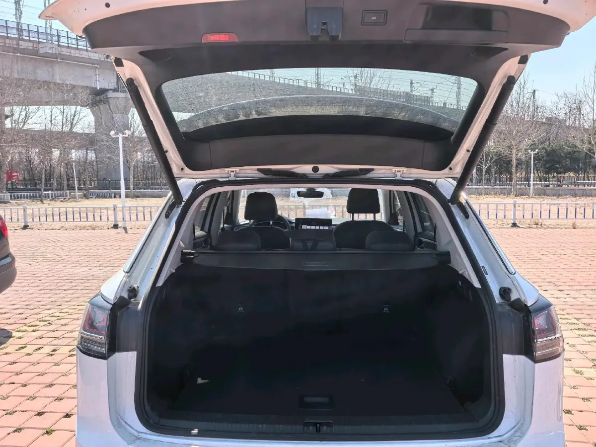 2023 Volkswagen Tayron 1.4T 150HP L4 7DCT,autocango,china used car exporter,china ev exporter,chinese used car exporter,chinese used ev exporter