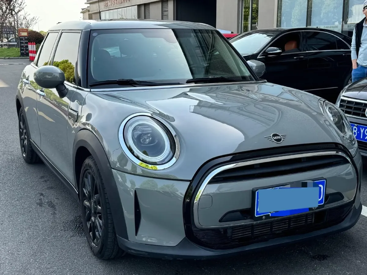 2022 MINI MINI 1.5T 102HP L3 7DCT,autocango,china used car exporter,china ev exporter,chinese used car exporter,chinese used ev exporter