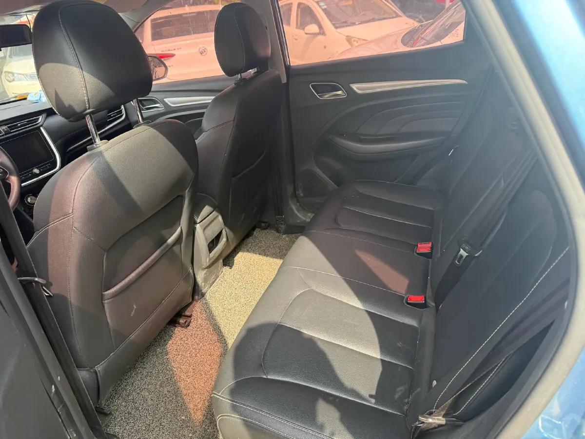 2018 Roewe RX5 1.5T 169HP L4 6MT,autocango,china used car exporter,china ev exporter,chinese used car exporter,chinese used ev exporter