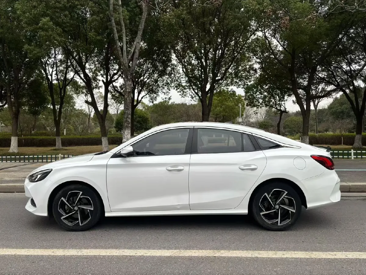 2021 MG 5 1.5T 173HP L4 7DCT,autocango,china used car exporter,china ev exporter,chinese used car exporter,chinese used ev exporter