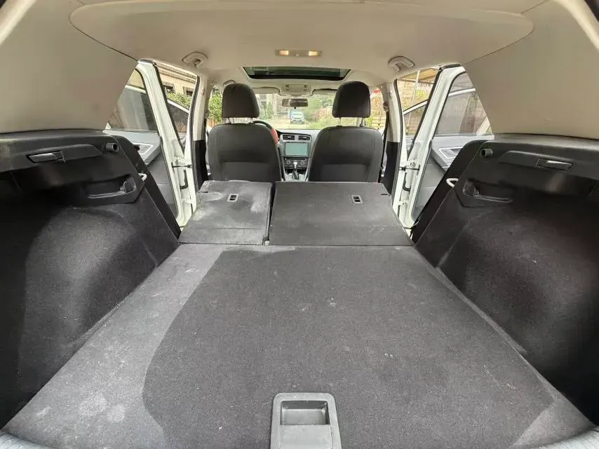 2018 Volkswagen Golf 1.6L 110HP L4 6AT,autocango,china used car exporter,china ev exporter,chinese used car exporter,chinese used ev exporter