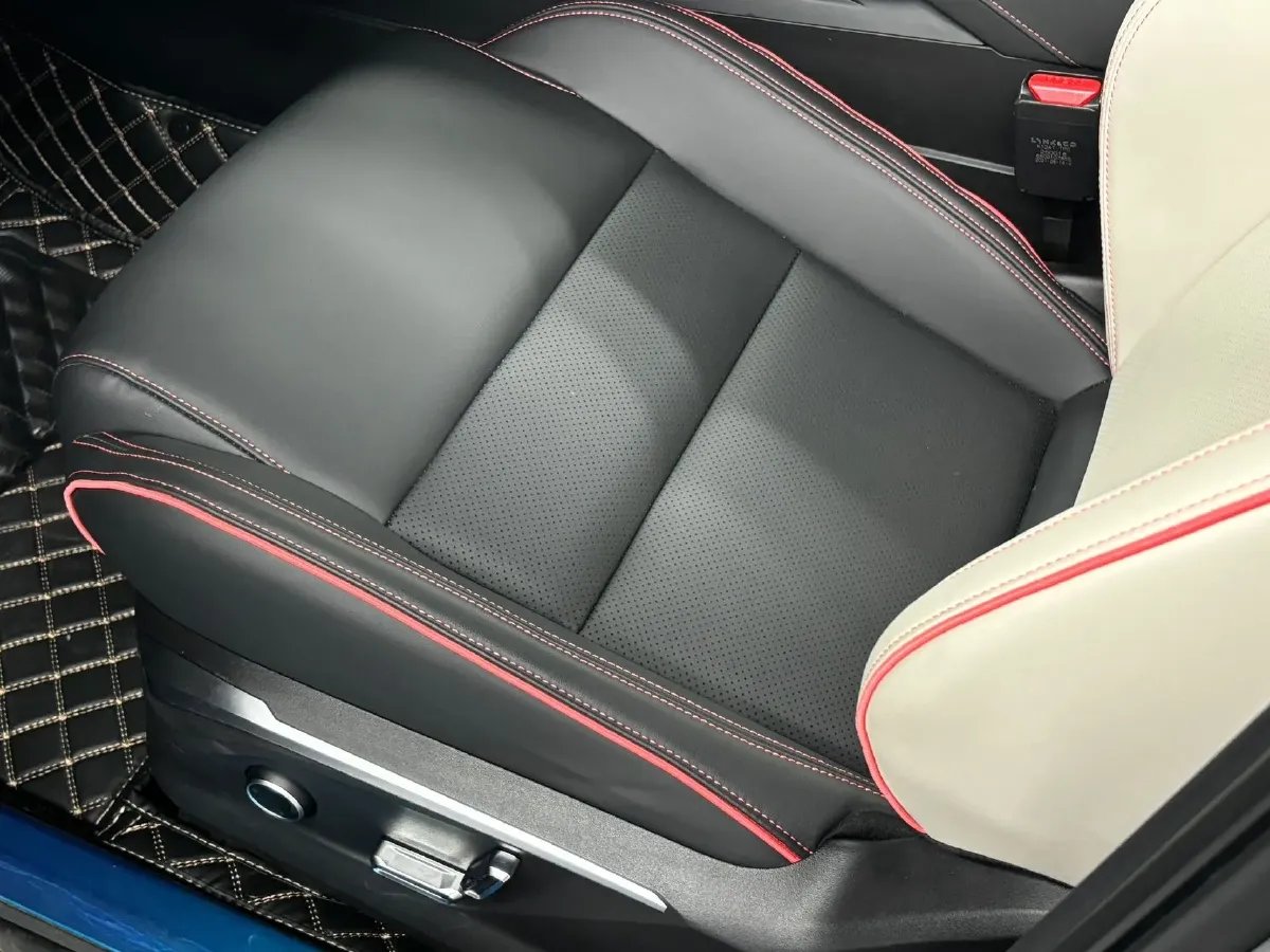 2020 LYNK&CO 06 1.5T 177HP L3 7DCT,autocango,china used car exporter,china ev exporter,chinese used car exporter,chinese used ev exporter