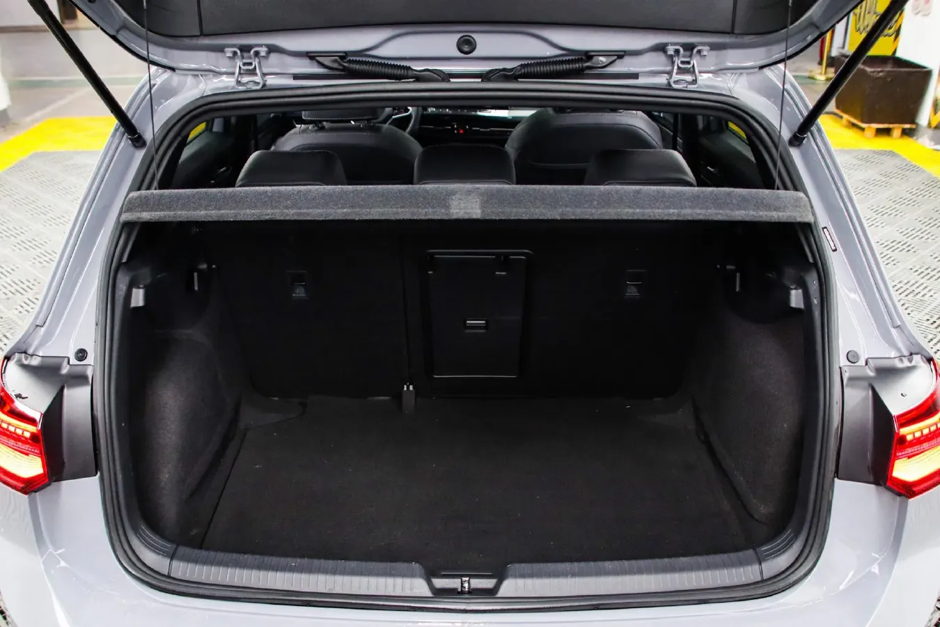 2021 Volkswagen Golf 1.4T 150HP L4 7DCT,autocango,china used car exporter,china ev exporter,chinese used car exporter,chinese used ev exporter