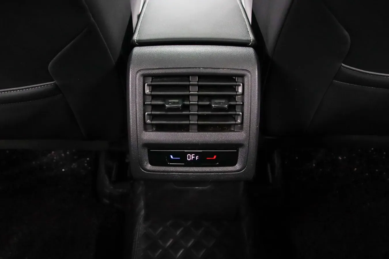 2021 Volkswagen Golf 1.4T 150HP L4 7DCT,autocango,china used car exporter,china ev exporter,chinese used car exporter,chinese used ev exporter