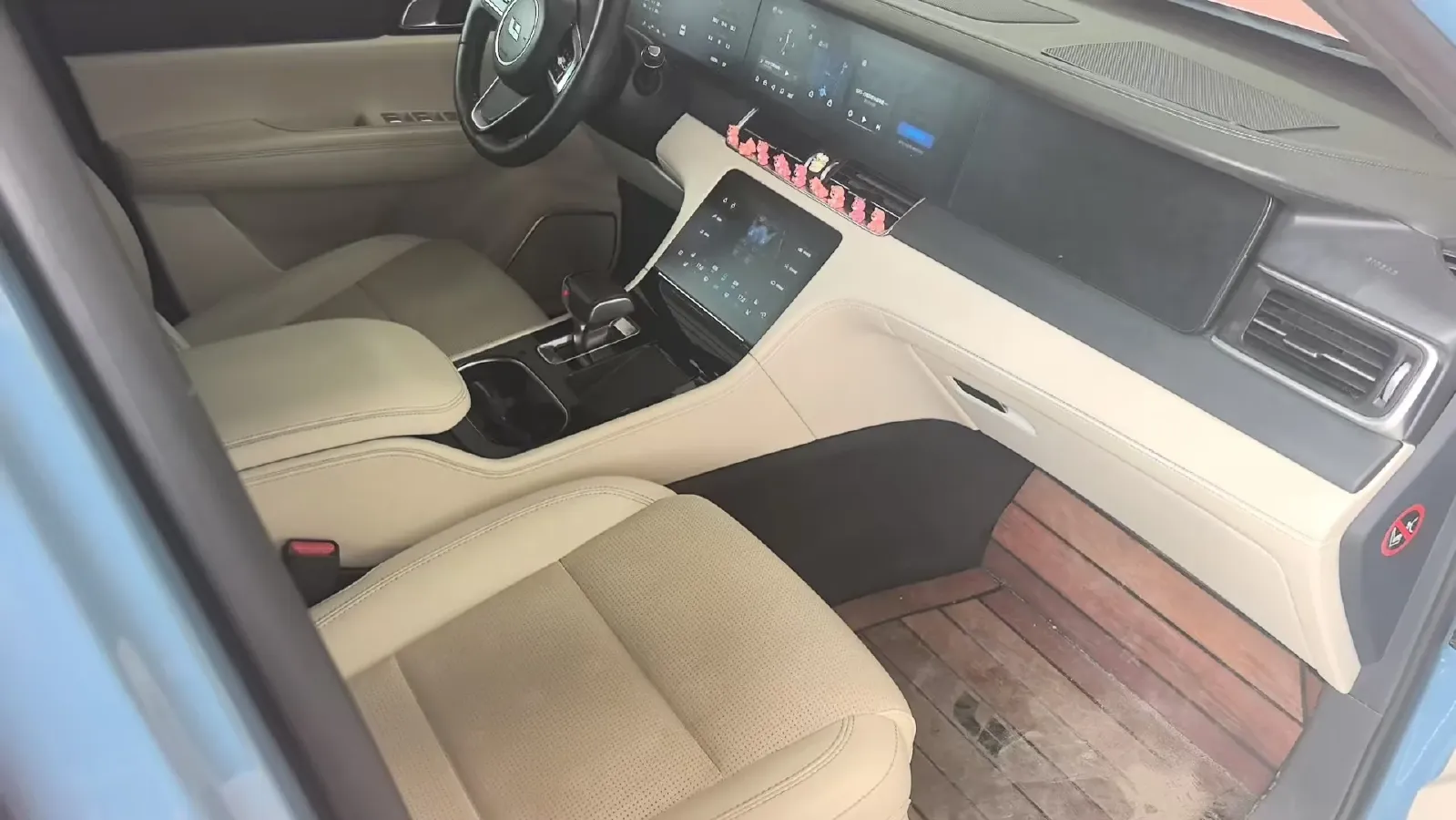 2021 Li ONE Range Extended 131HP REEV 40.5KWH,autocango,china used car exporter,china ev exporter,chinese used car exporter,chinese used ev exporter