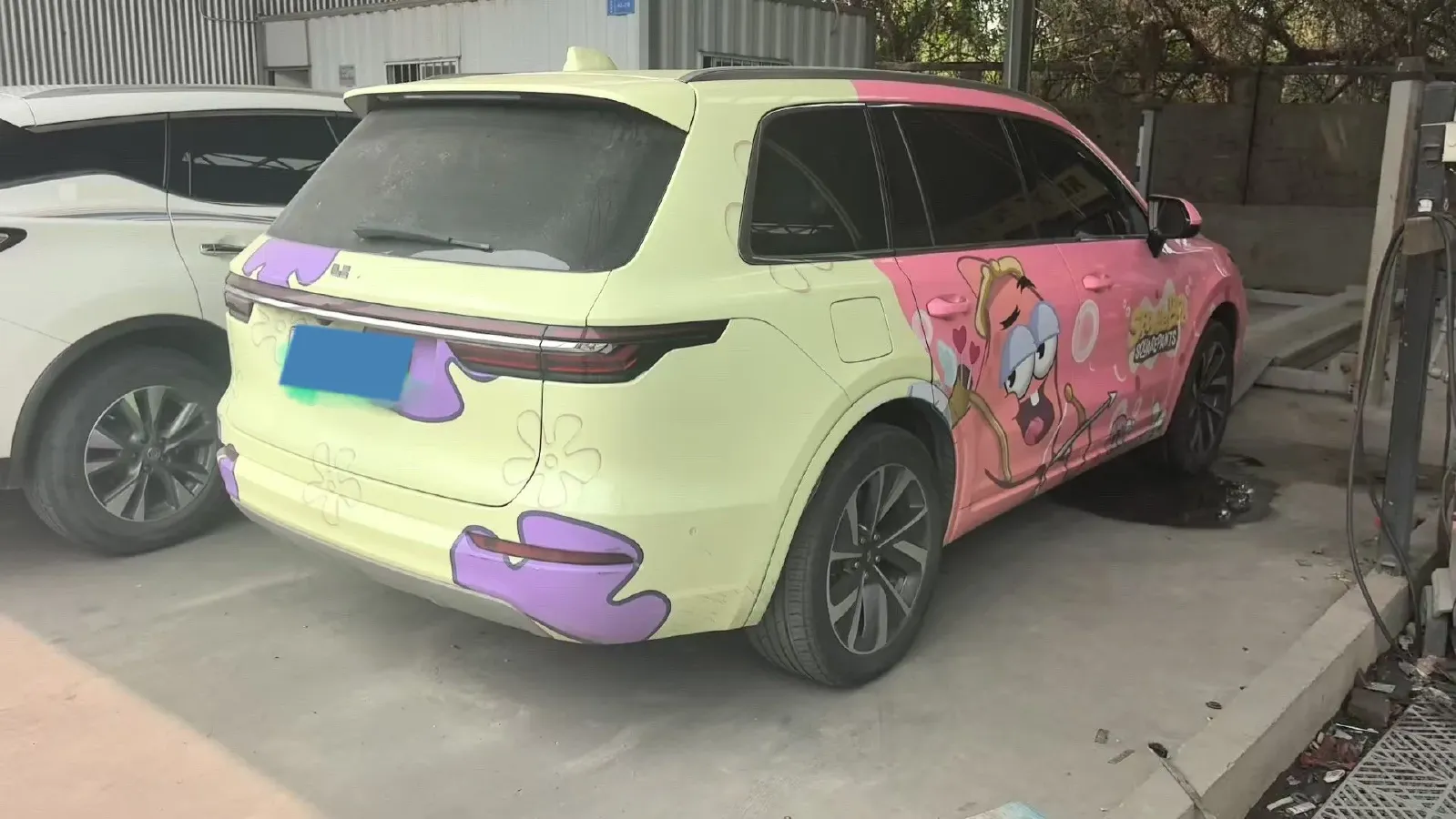 2021 Li ONE Range Extended 131HP REEV 40.5KWH,autocango,china used car exporter,china ev exporter,chinese used car exporter,chinese used ev exporter