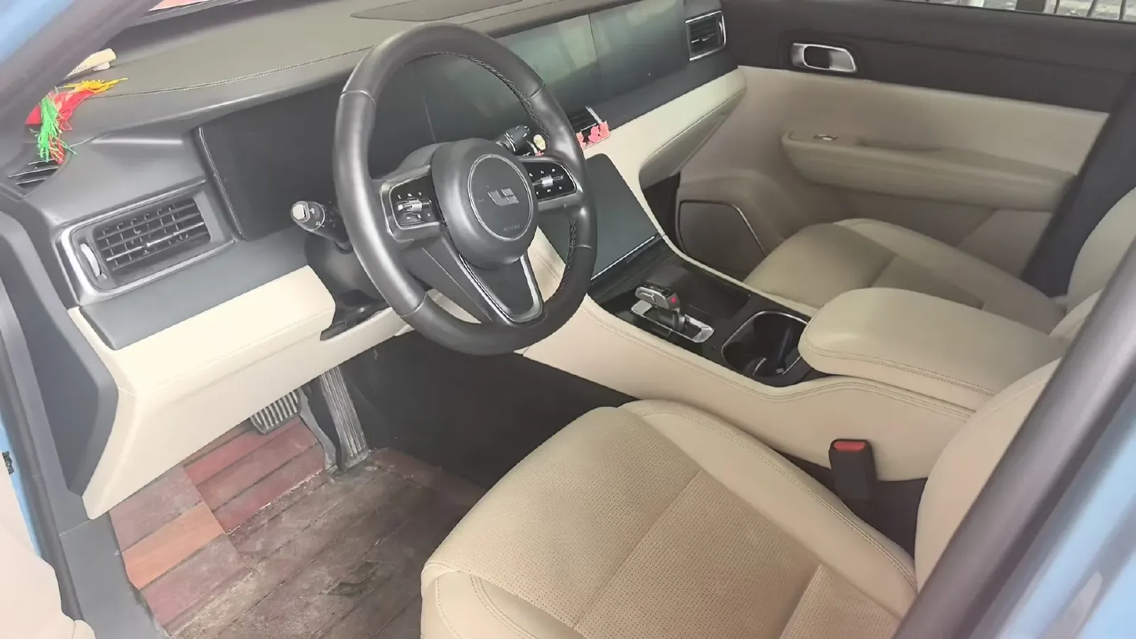 2021 Li ONE Range Extended 131HP REEV 40.5KWH,autocango,china used car exporter,china ev exporter,chinese used car exporter,chinese used ev exporter