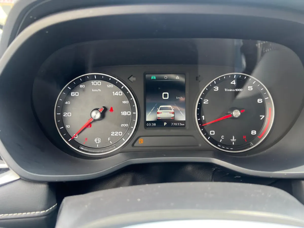 2019 Roewe i5 1.5L 120HP L4 CVT,autocango,china used car exporter,china ev exporter,chinese used car exporter,chinese used ev exporter