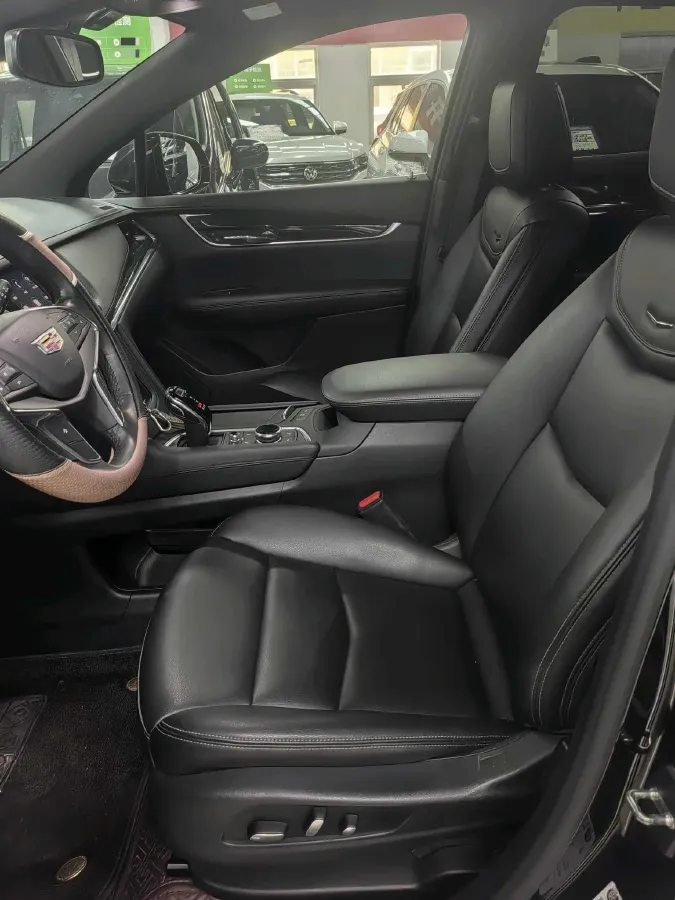 2021 Cadillac XT5 2.0T 237HP L4 9AT,autocango,china used car exporter,china ev exporter,chinese used car exporter,chinese used ev exporter