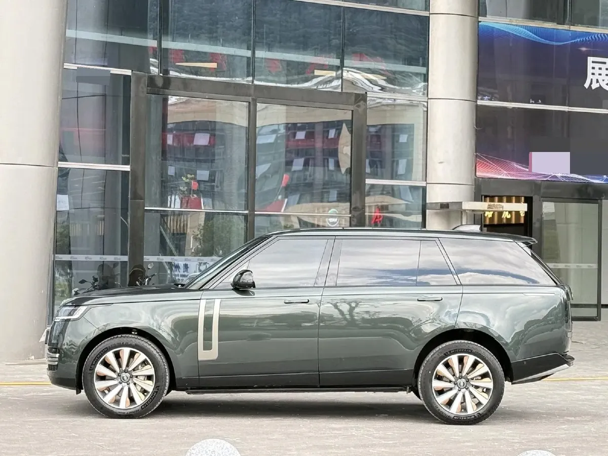 2025 Land Rover Range Rover 3.0T 400HP L6 8AT,autocango,china used car exporter,china ev exporter,chinese used car exporter,chinese used ev exporter