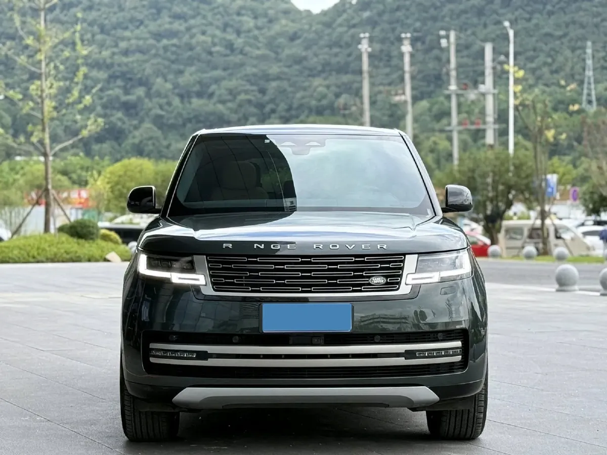 2025 Land Rover Range Rover 3.0T 400HP L6 8AT,autocango,china used car exporter,china ev exporter,chinese used car exporter,chinese used ev exporter