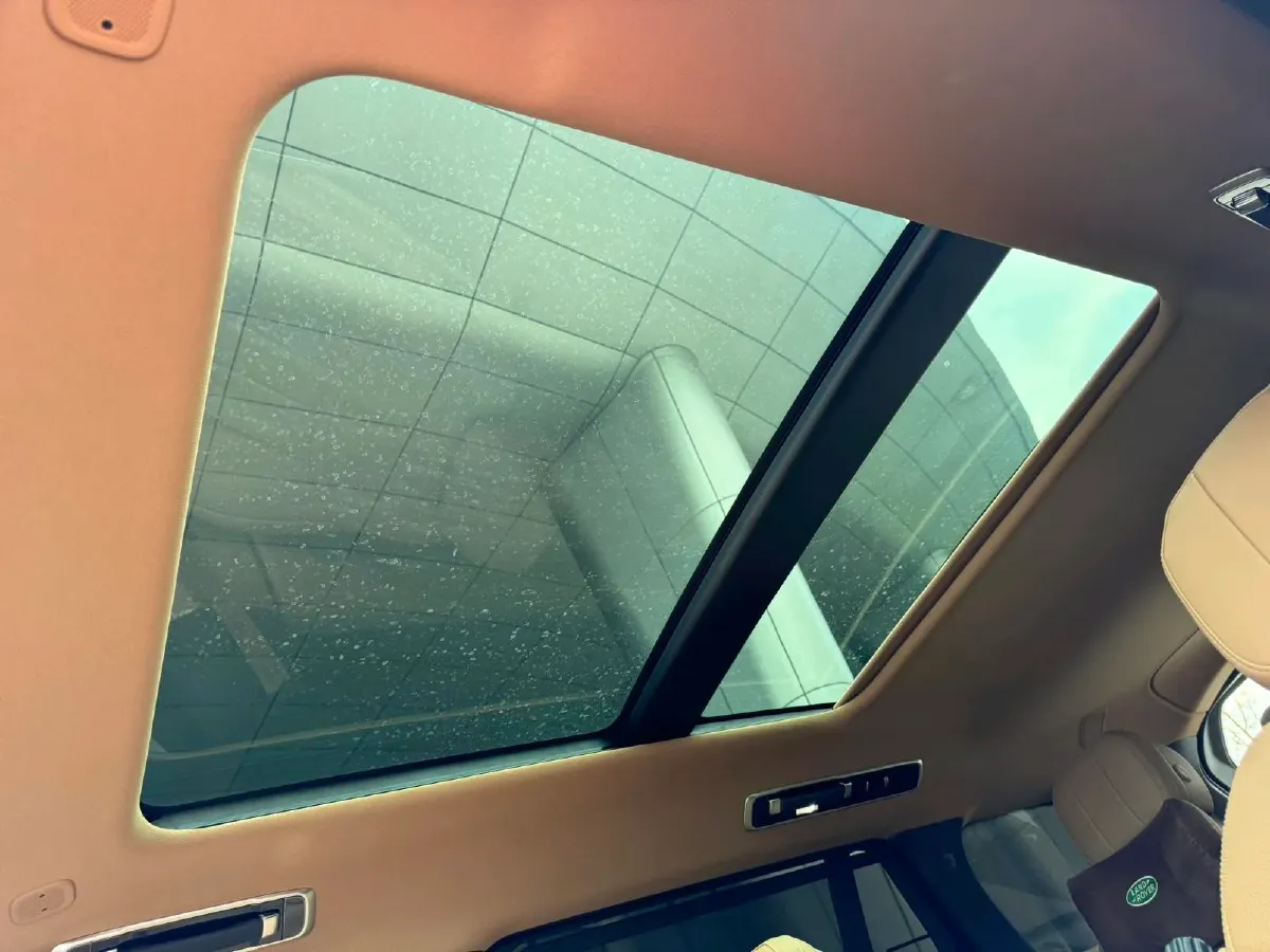 2025 Land Rover Range Rover 3.0T 400HP L6 8AT,autocango,china used car exporter,china ev exporter,chinese used car exporter,chinese used ev exporter