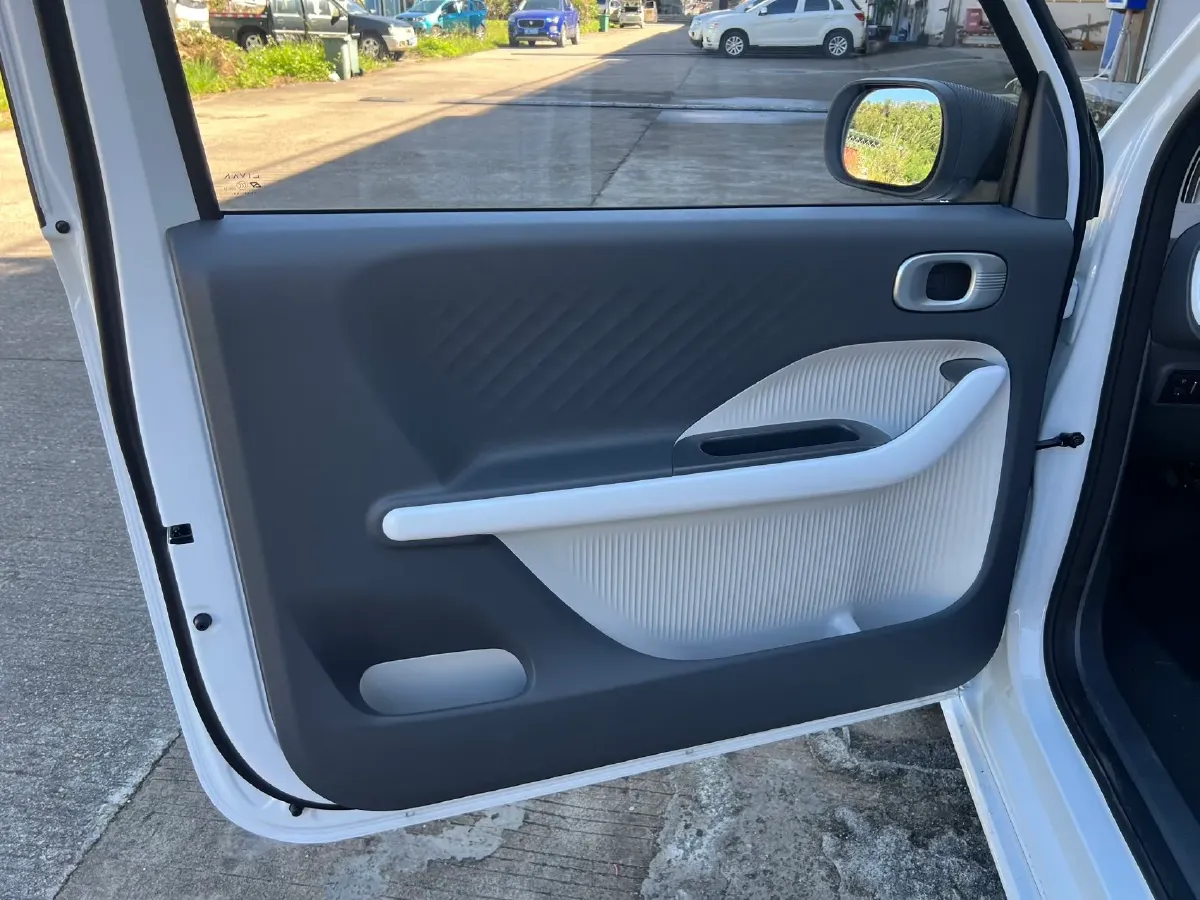 2025 Geely Lanqiqiu BEV,autocango,china used car exporter,china ev exporter,chinese used car exporter,chinese used ev exporter