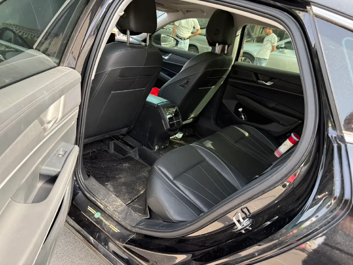 2025 Volkswagen Passat 2.0T 220HP L4 7DCT,autocango,china used car exporter,china ev exporter,chinese used car exporter,chinese used ev exporter