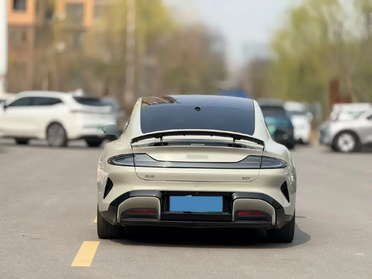 2024 MI SU7 BEV 101KWH,autocango,china used car exporter,china ev exporter,chinese used car exporter,chinese used ev exporter