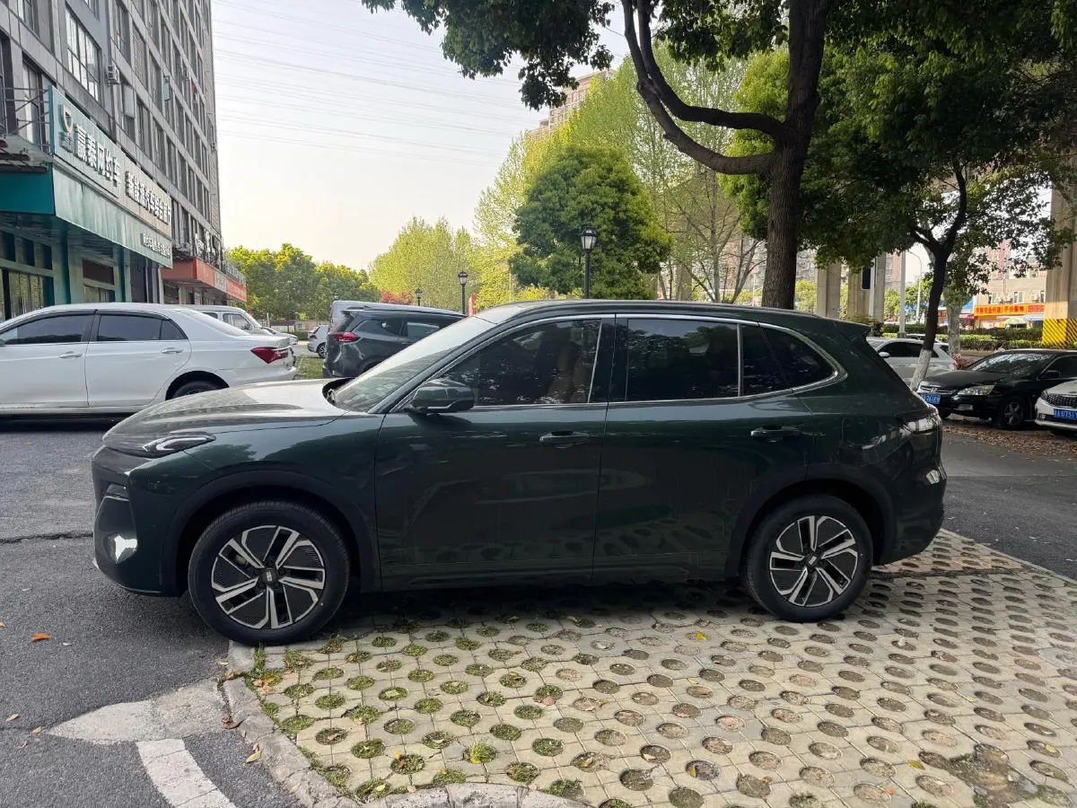 2025 LanDian E5 PLUS 1.5L 95HP L4 E-CVT PHEV 25KWH,autocango,china used car exporter,china ev exporter,chinese used car exporter,chinese used ev exporter