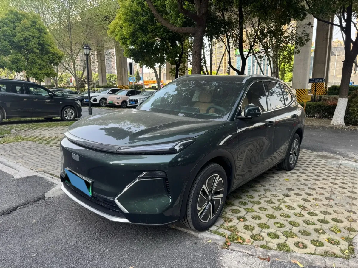 2025 LanDian E5 PLUS 1.5L 95HP L4 E-CVT PHEV 25KWH,autocango,china used car exporter,china ev exporter,chinese used car exporter,chinese used ev exporter